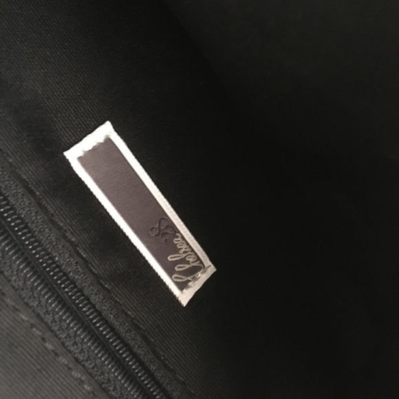 Silver Brushed Metallic Clutch Purse Chain Detail - Picture 4 of 5